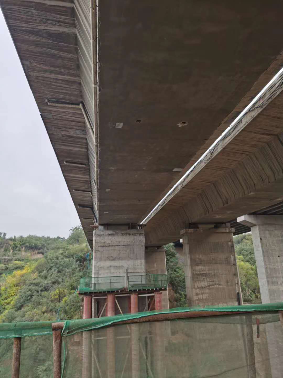 菏泽桥梁加固前制定可行设计方案图并用对施工方法